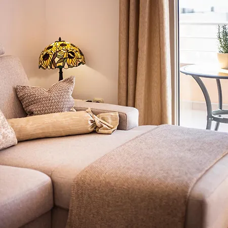 Anita With Amazing Sea View Apartament *