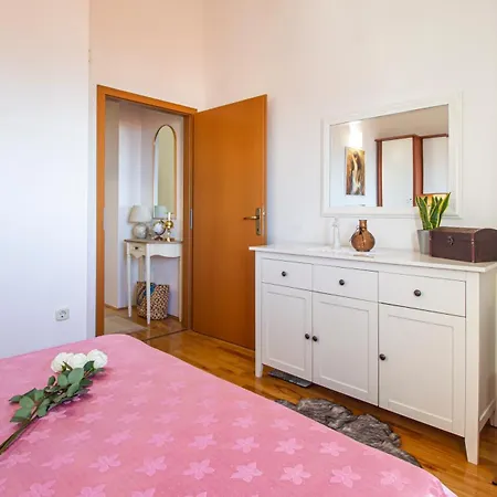 Anita With Amazing Sea View Apartment *