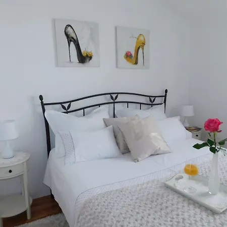 Apartment Anita With Amazing Sea View