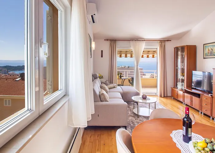 アパート Anita With Amazing Sea View