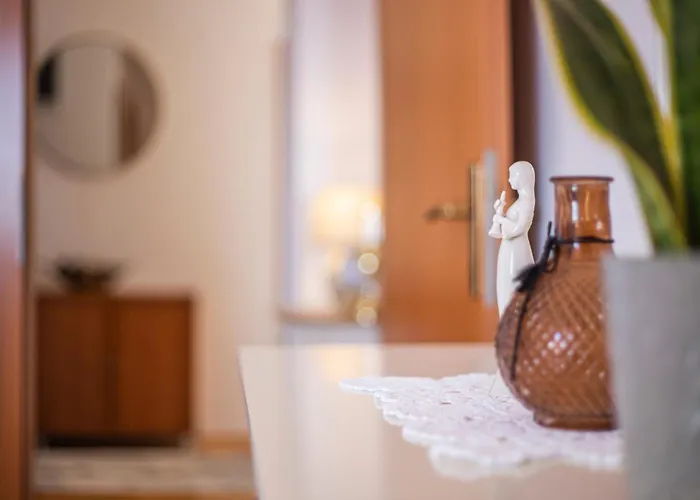 Anita With Amazing Sea View *