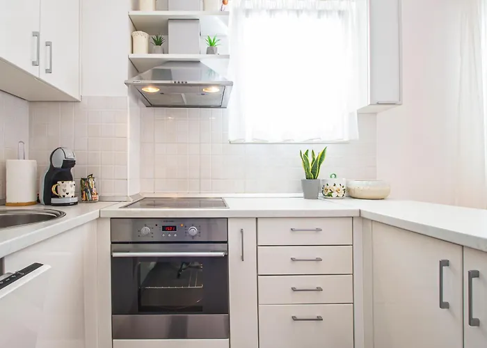 アパート Anita With Amazing Sea View *